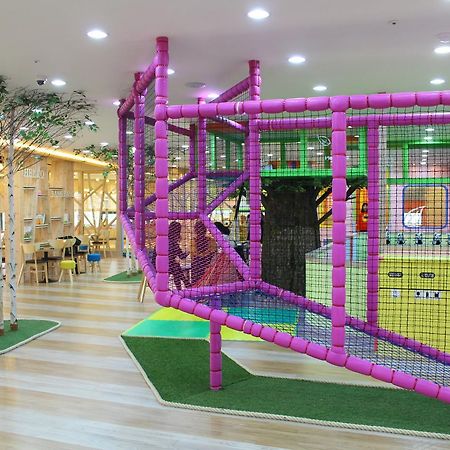 יאוסו Elena Business Hotel מראה חיצוני תמונה