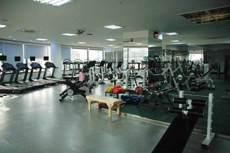 יאוסו Elena Business Hotel מראה חיצוני תמונה